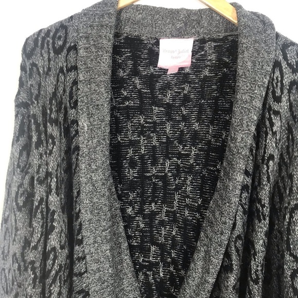 ROMEO & JULIET COUTURE Cheetah Draped Cardigan - Picture 3 of 7